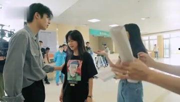 爱吃瓜的小老师