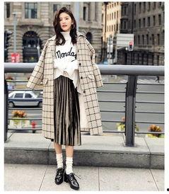 网红绣花外套怎么搭配